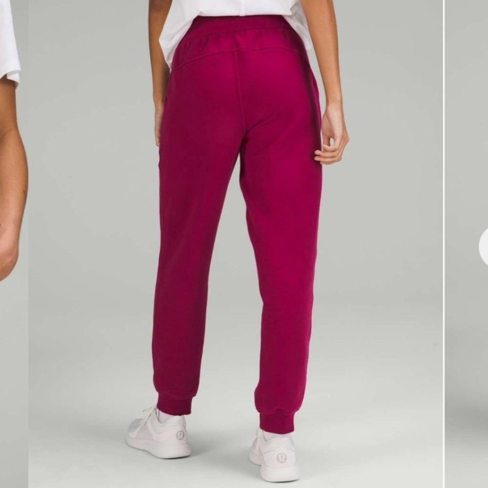 Lululemon Scuba Relaxed-Fit High-Rise Jogger 2 Pomegranate Pink W5CV9S - Picture 2 of 11